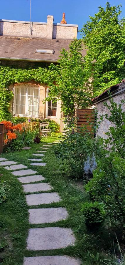 Appartement De Charme Au Coeur De Nevers Eksteriør billede